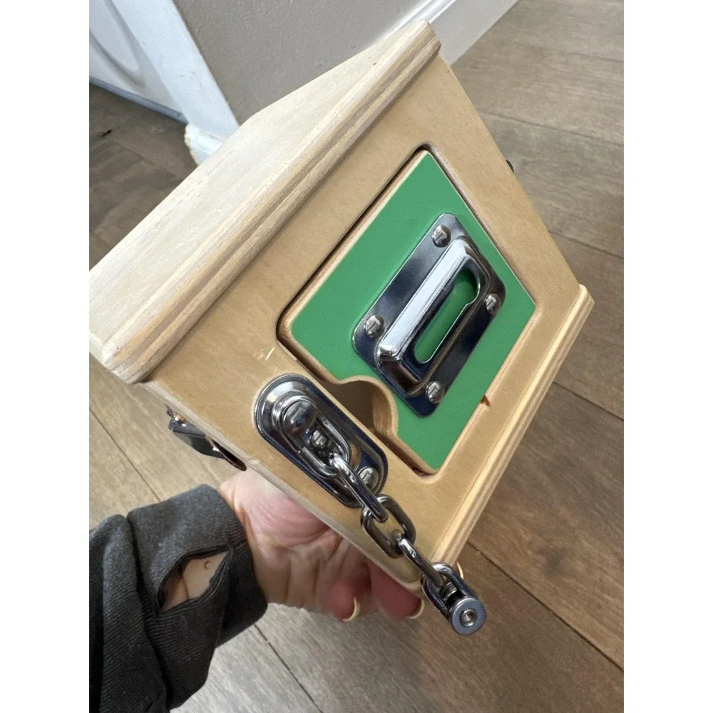 Lovevery Wooden Lock Box‎ Latch Cube Montessori Toddler Toy Fine Motor Kids